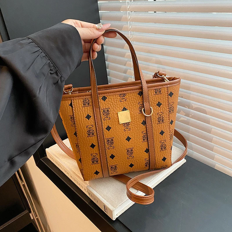 Women'S Tote Bags Designer - กระเป๋าทรงบัคเก็ตแฟชั่นเรโทรสุดหรูสำหรับผู้หญิง ดีไซน์เฉพาะตัวไม่ซ้ำใคร กระเป๋าสะพายไหล่ทันสมัยเหมาะสำหรับการเดินทางไปทำงาน ปี 2025
