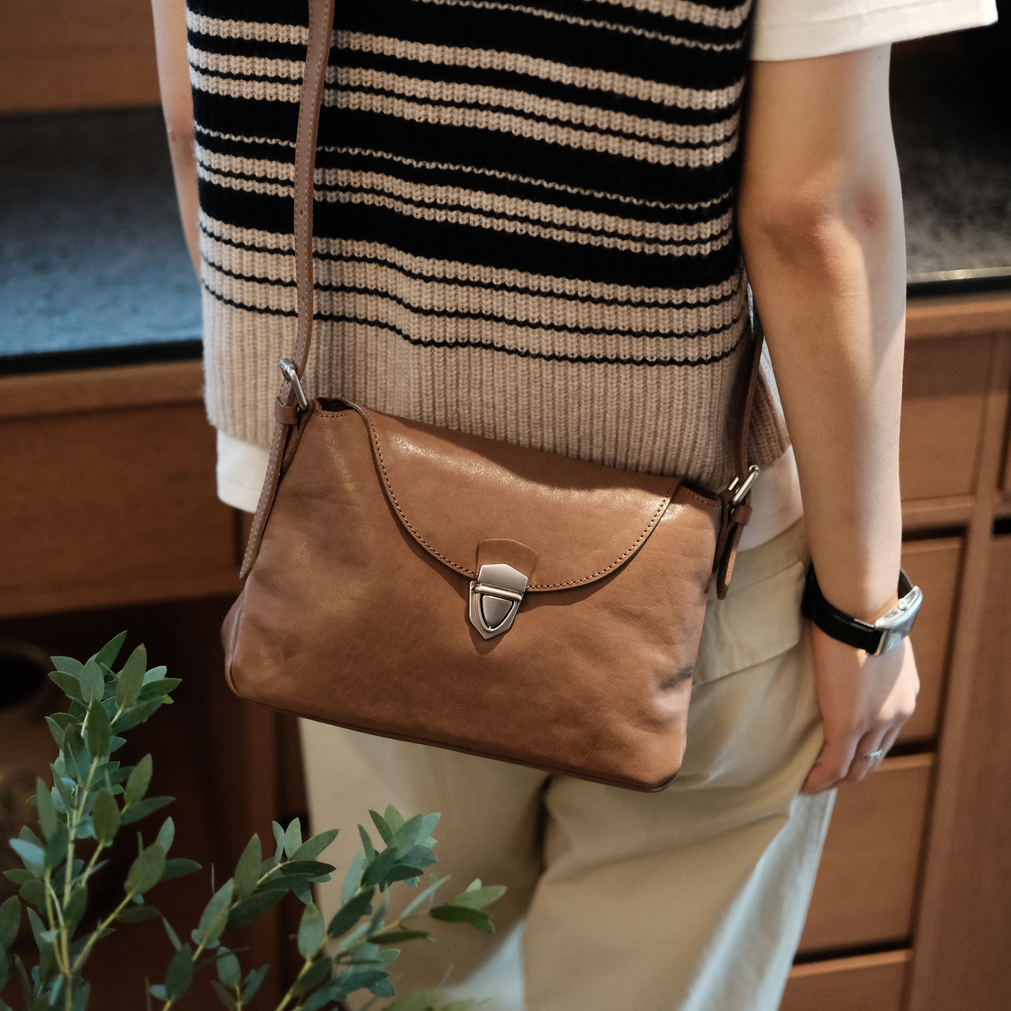 กระเป๋าสะพายข้างสำหรับผู้หญิง  - Women'S Work Bags Designer บทวิจารณ์และราคา