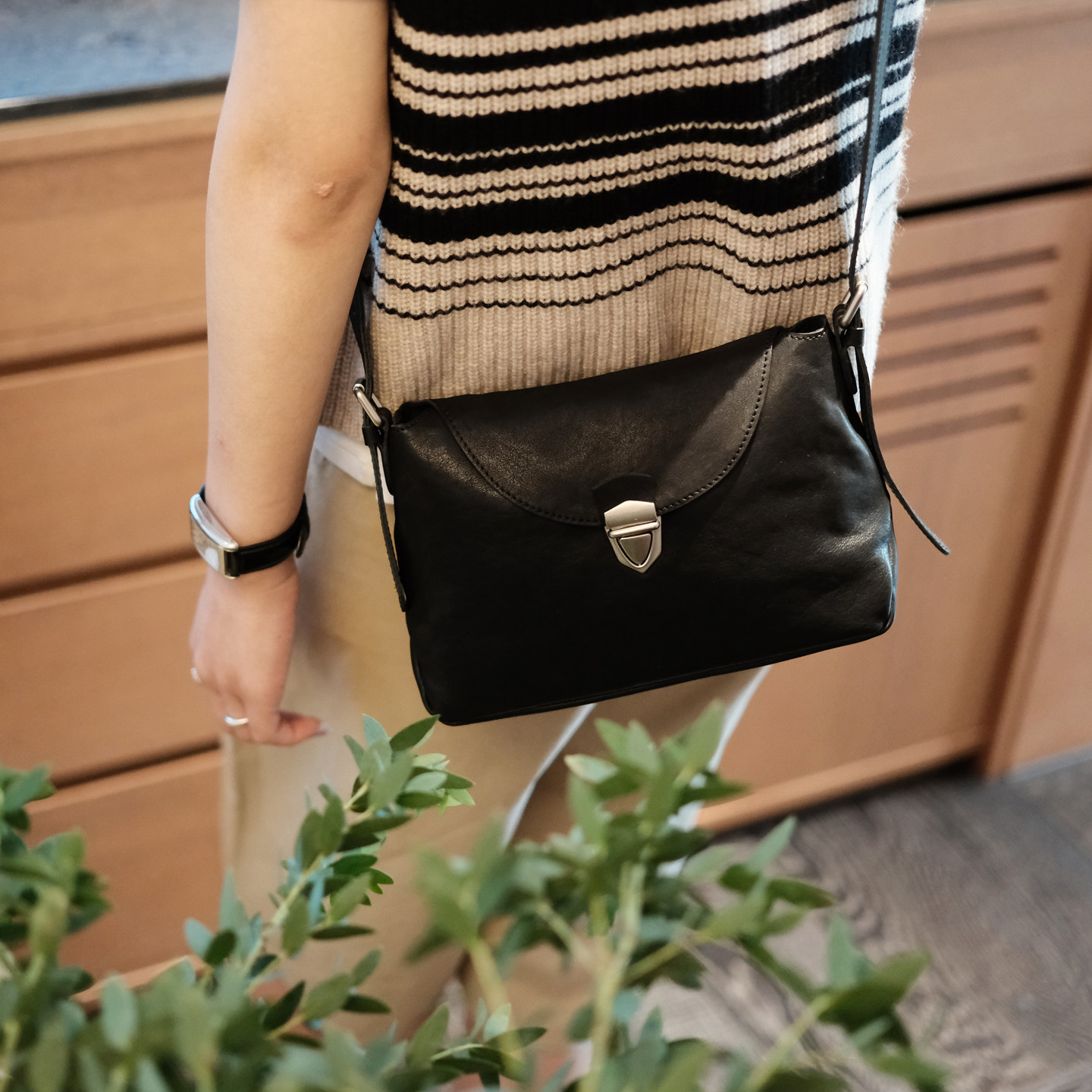 กระเป๋าสะพายข้างสำหรับผู้หญิง  - Women'S Work Bags Designer บทวิจารณ์และราคา